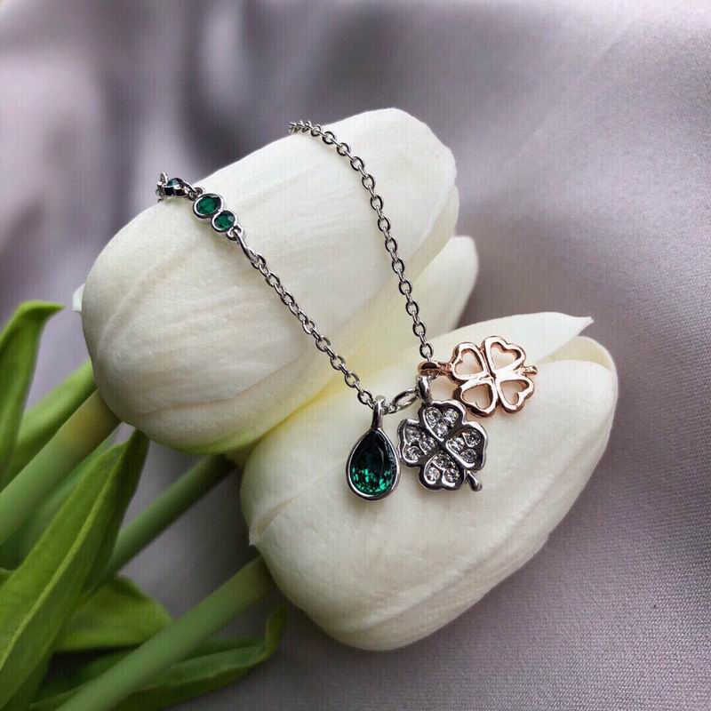 Swarovski Necklace 03yxh91